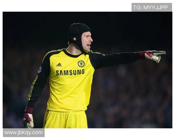 足球历史上运气最好射门球星的传奇之路与神奇瞬间解析