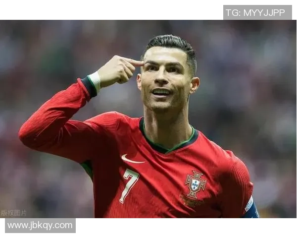 足球场上的超级球星是谁 如何定义真正的足球传奇人物 足球场上的超级球星是谁 如何定义真正的足球传奇人物