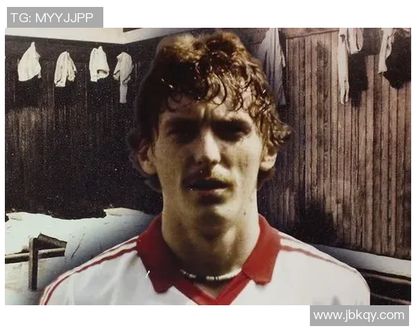 从球星卡收藏看足球胶印工艺的艺术价值与文化传承